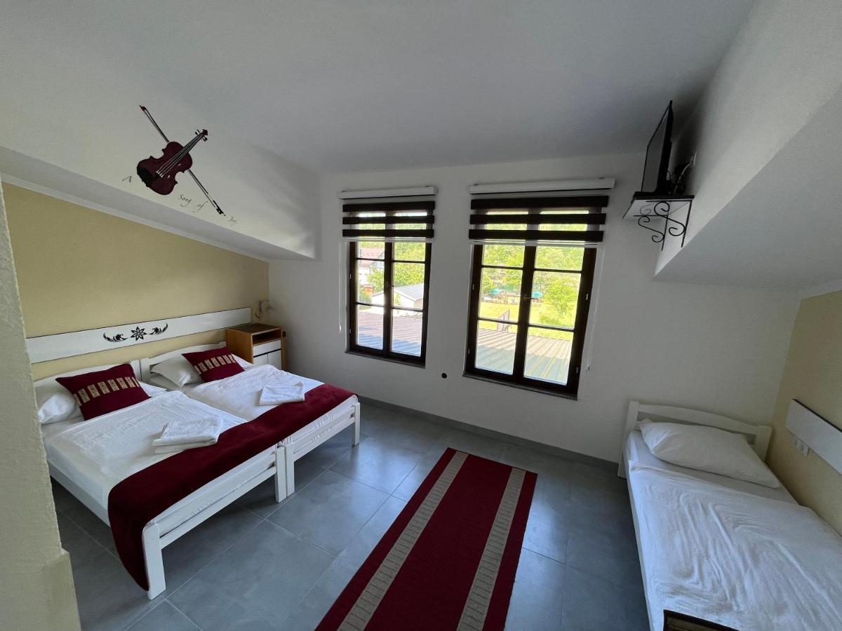 Rooms&Apartments Neron Lohovo Buitenkant foto